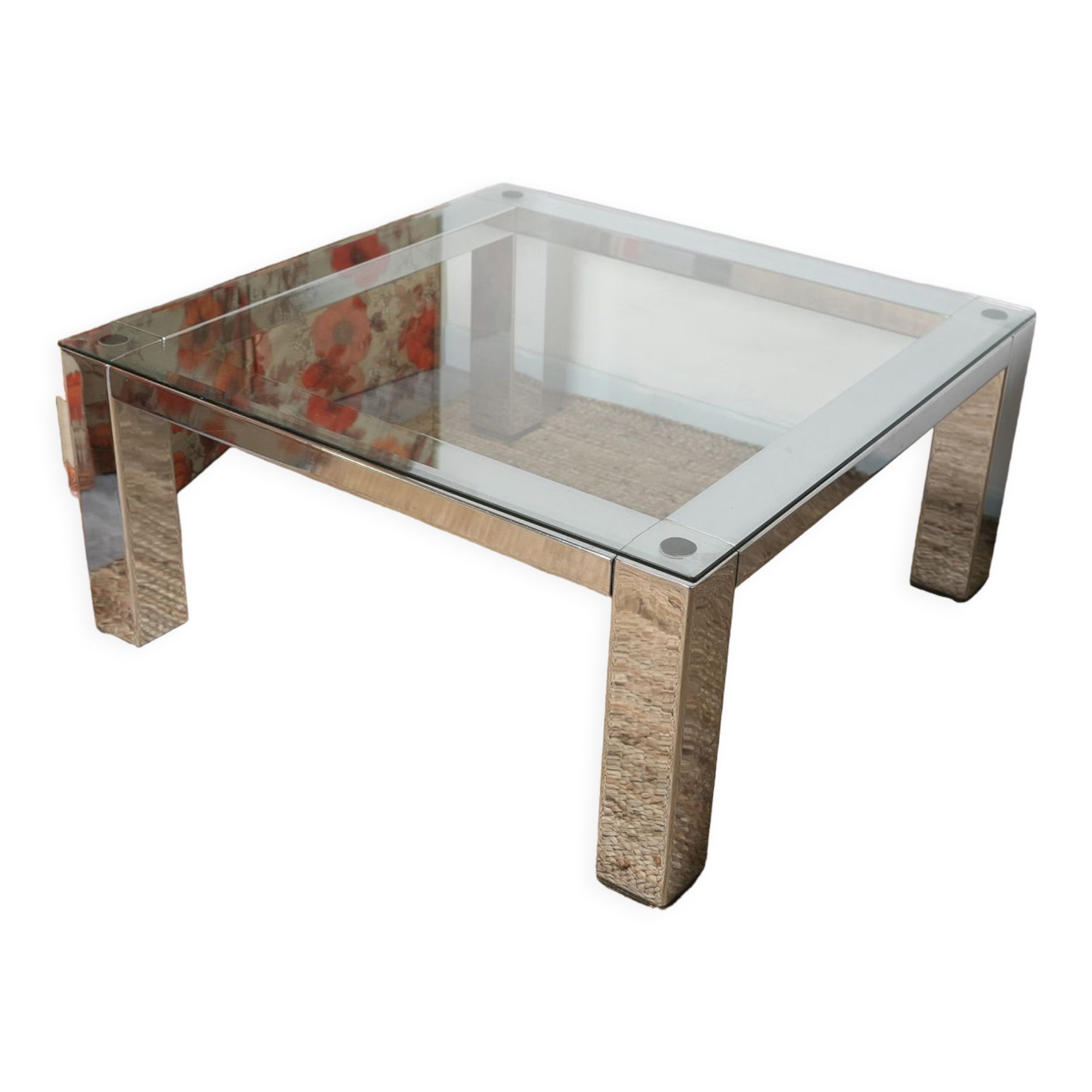 Chrome coffee table with its bisauté glass