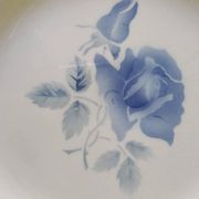 Round plate Digoin Sarreguemines Blue roses