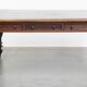 Bureau ancien en chêne anglais avec plateau en cuir
