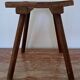 Tabouret de traite, art paysan (XIXe siècle)