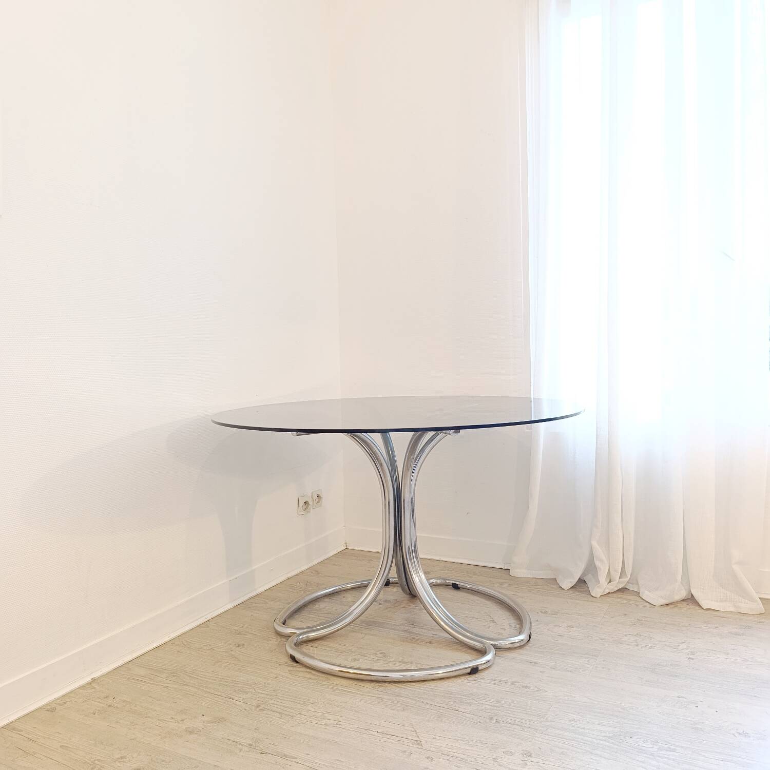Superb tubular table with space age Italian design.