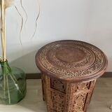 Small foldable oriental style table