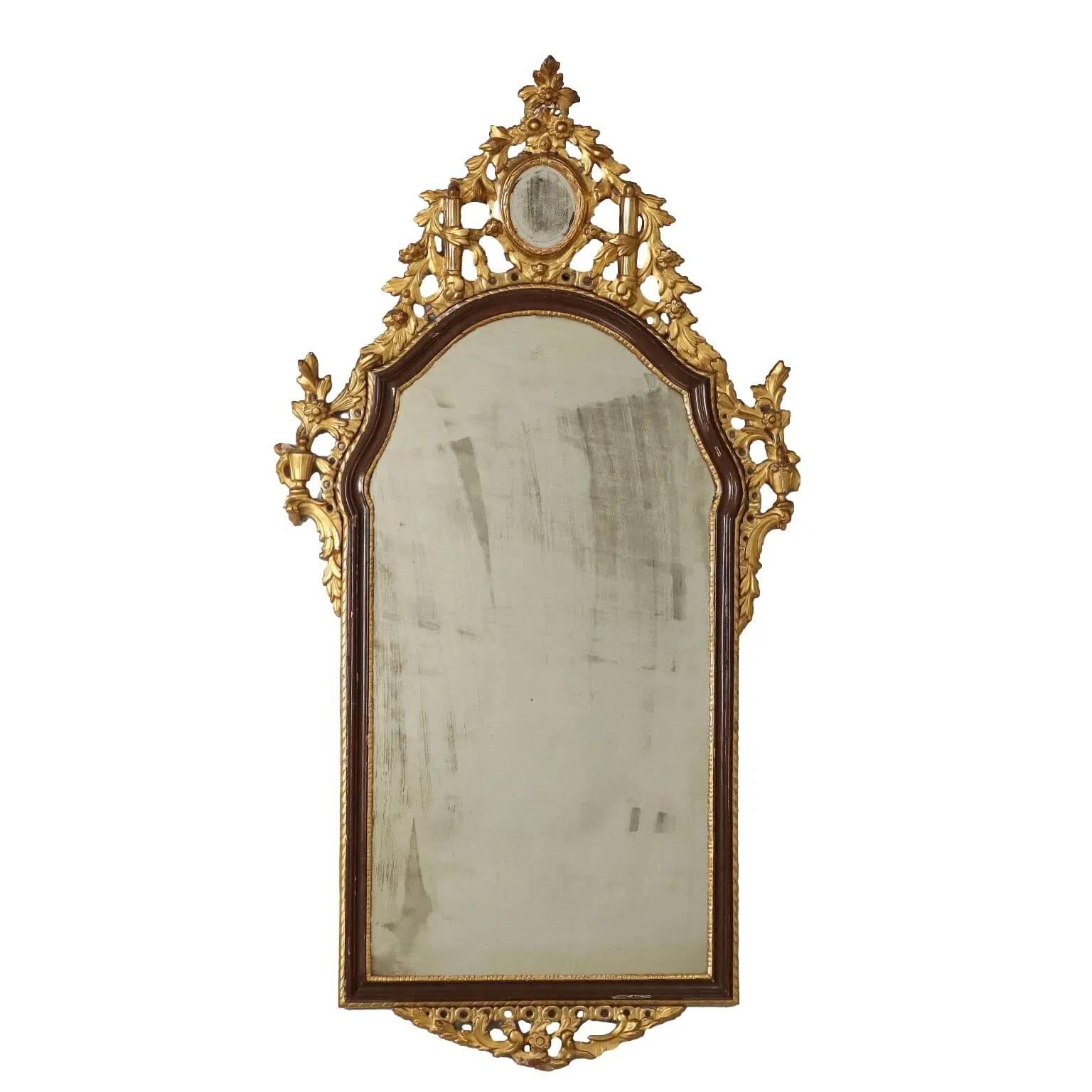 Neoclassical antique mirror in gilded wood, Italy, 18th century.
