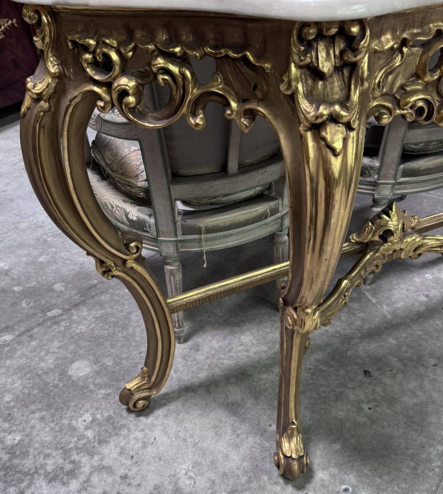 Important console in carved gilded wood – Marble top – Louis XV style