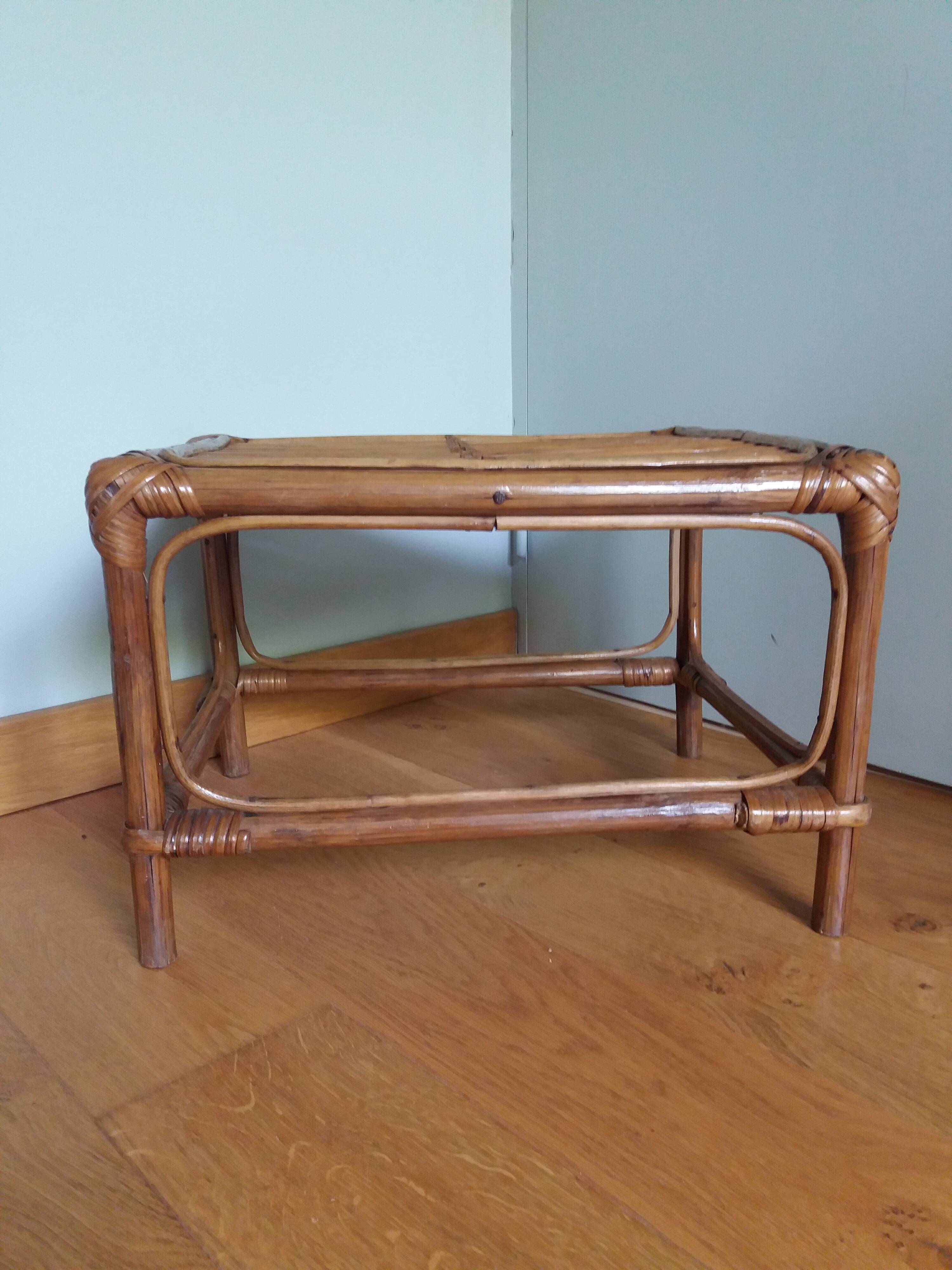 Wicker rattan end table