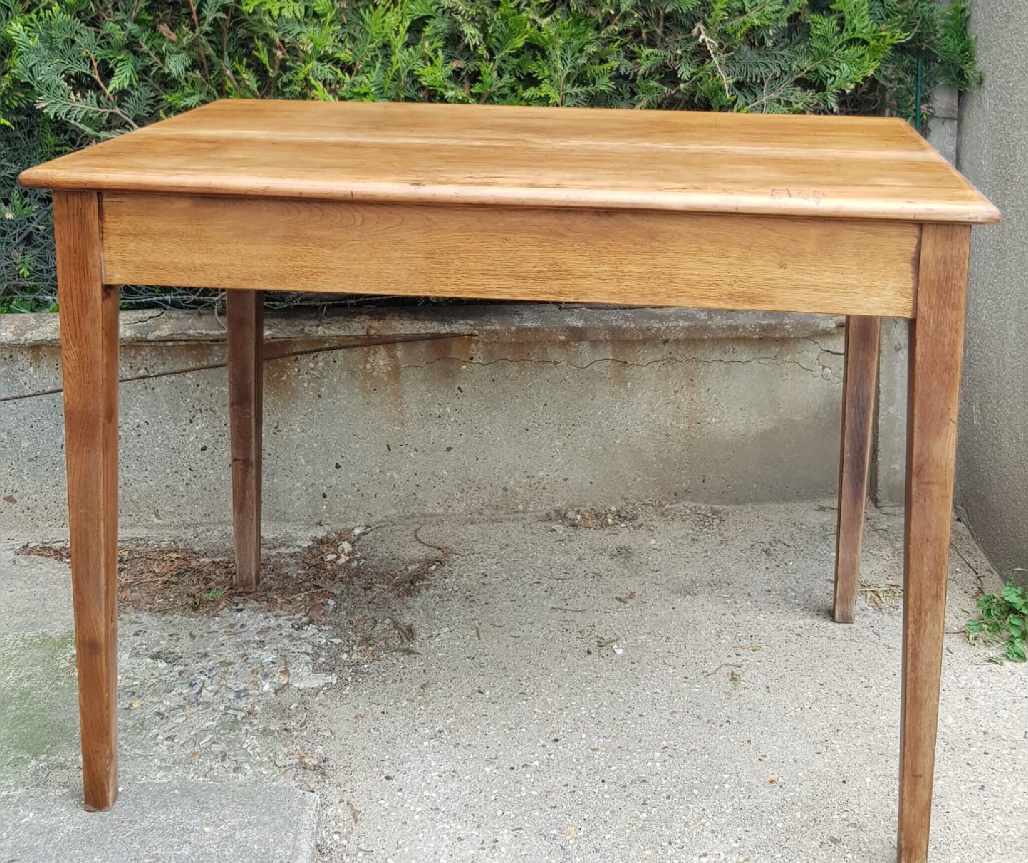 Table of Directors years 40 circa