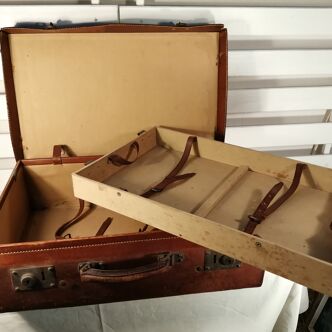 Old wooden and leather suitcase of the House J.Penet - Vintage