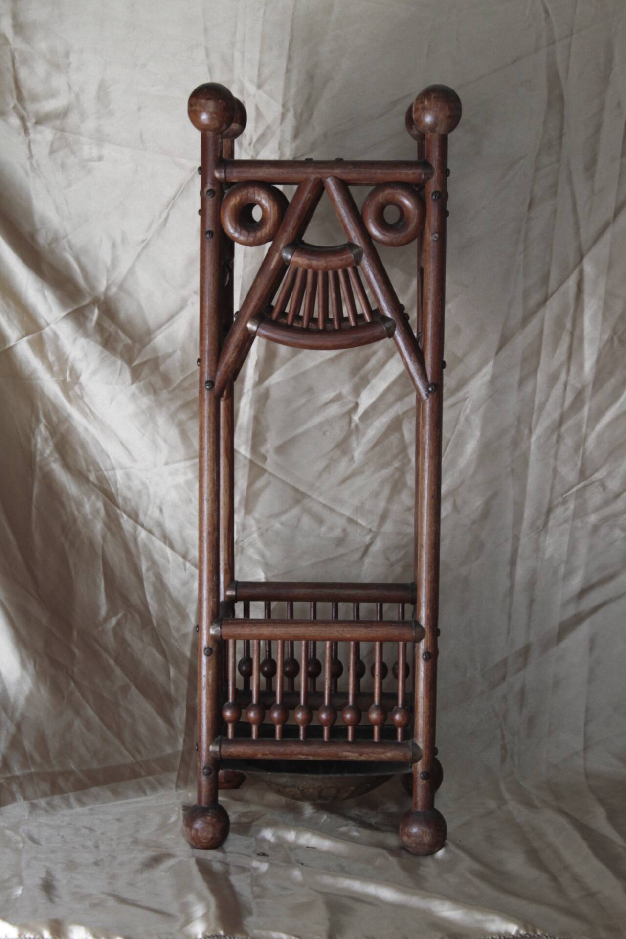 Victorian umbrella stand "Arts & Craft"