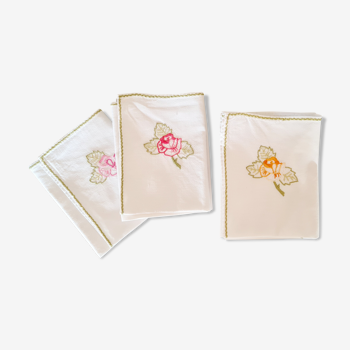 Set of 8 old white embroidered towels