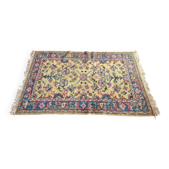 Tapis ancien