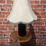 Chic table lamp with lampshade