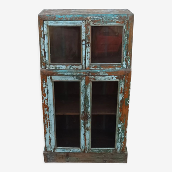 Armoire ancienne originale en bois avec portes vitrées