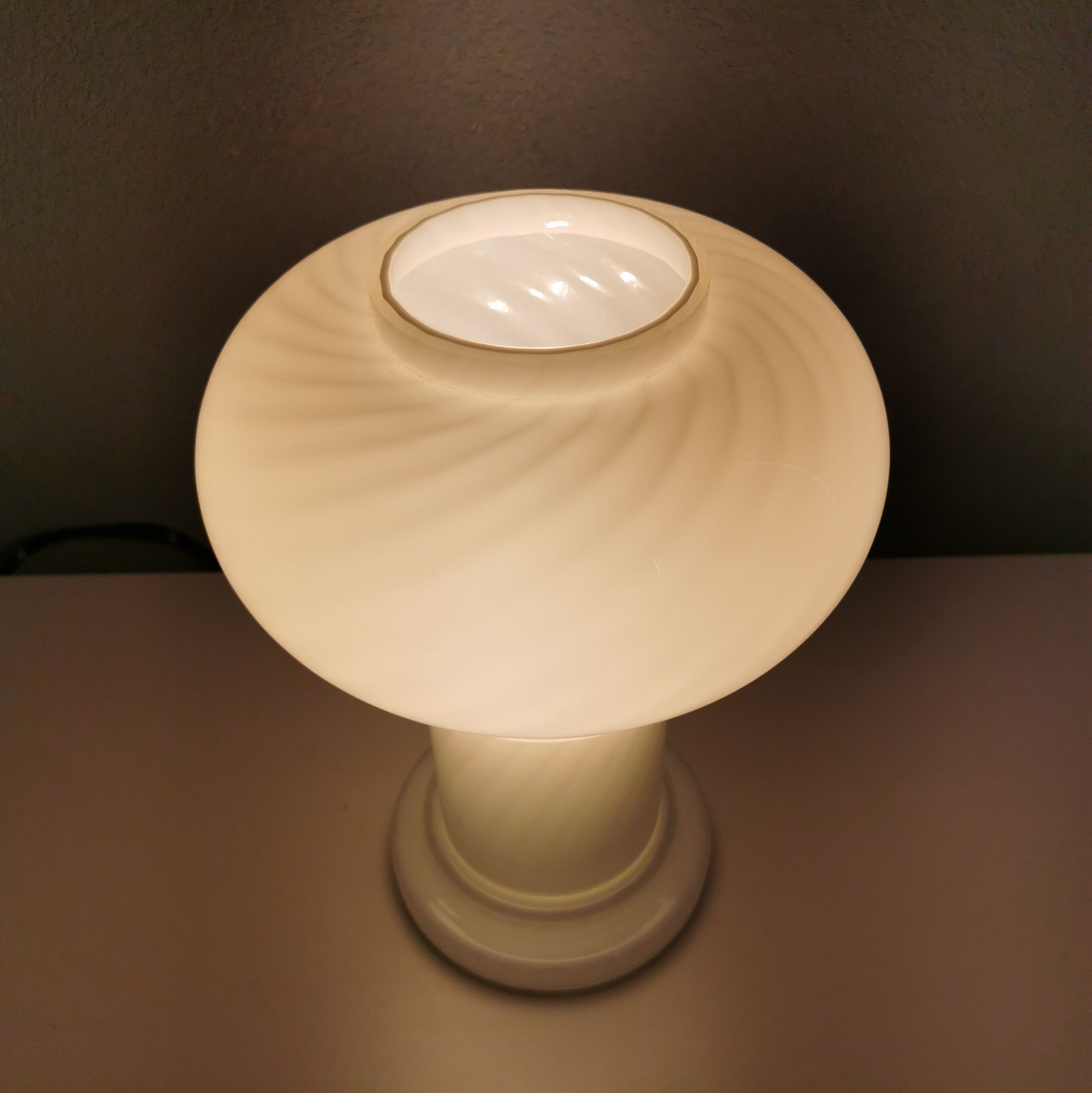 Set of 2 white glass mushroom table lamps, eighties