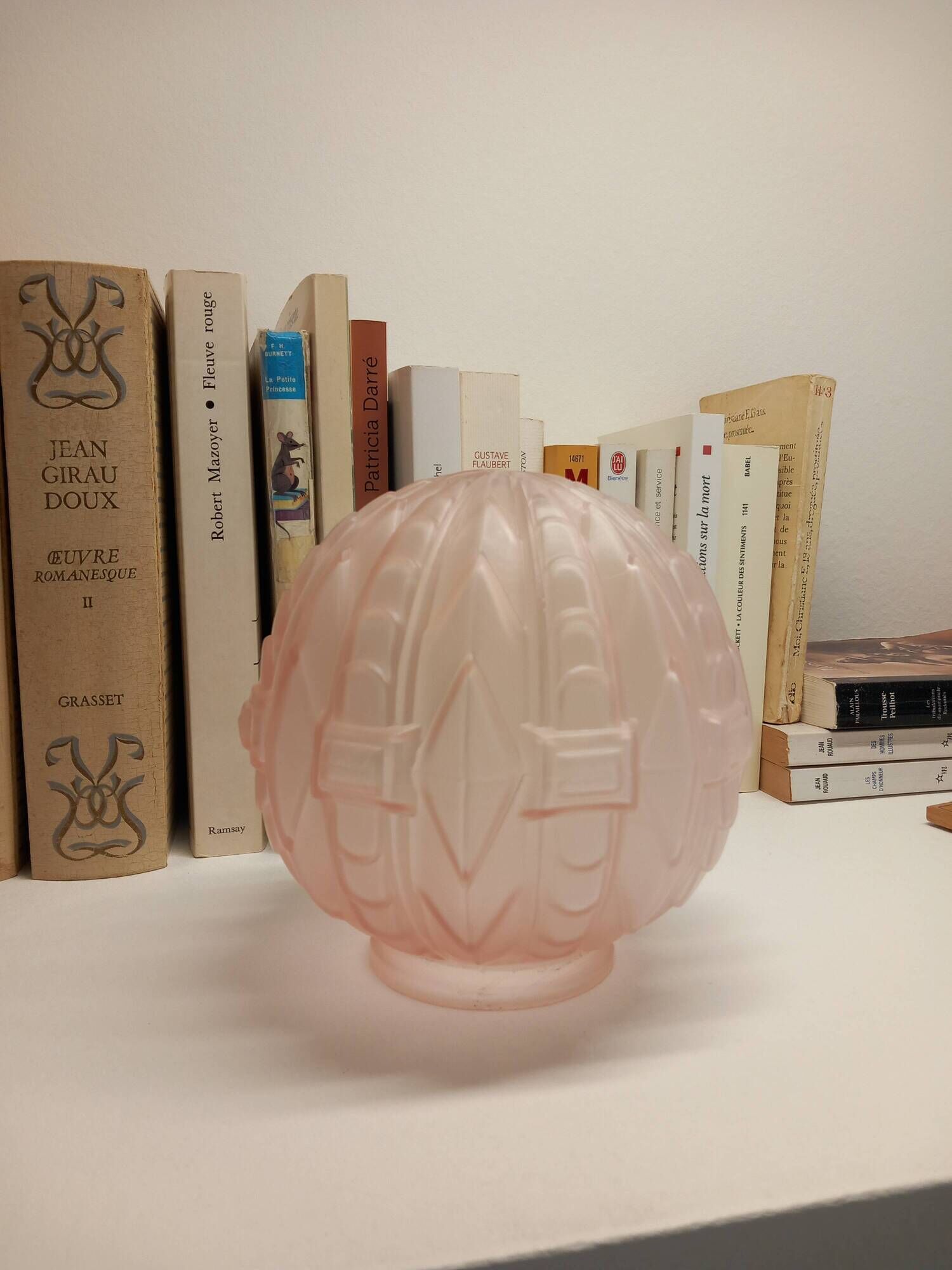 Antique pressed and moulded pale pink glass globe - Art Deco -