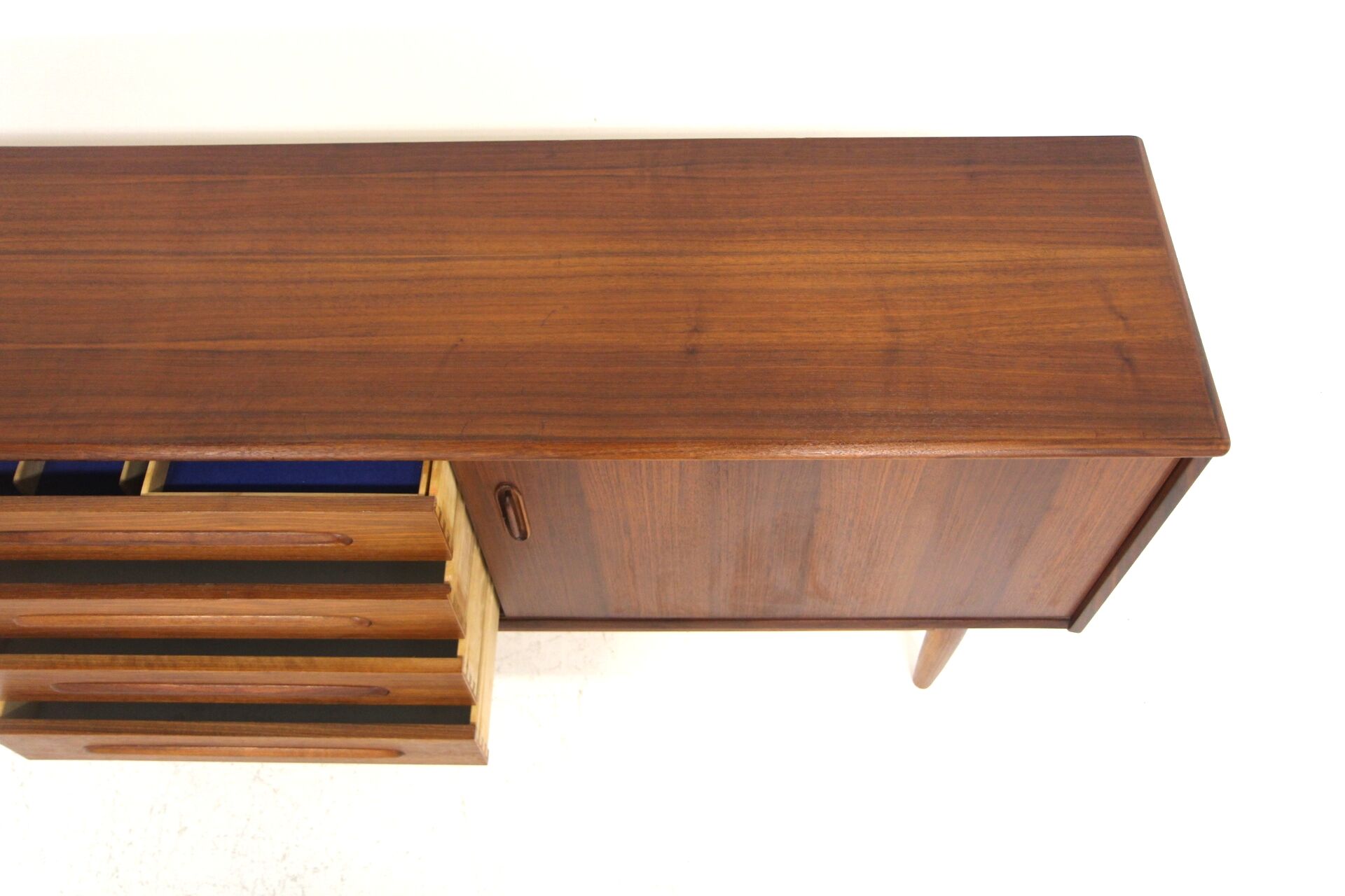 Scandinavian enfilade in rosewood "Cortina, Seffle Möbelfabrik, Sweden, 1960"