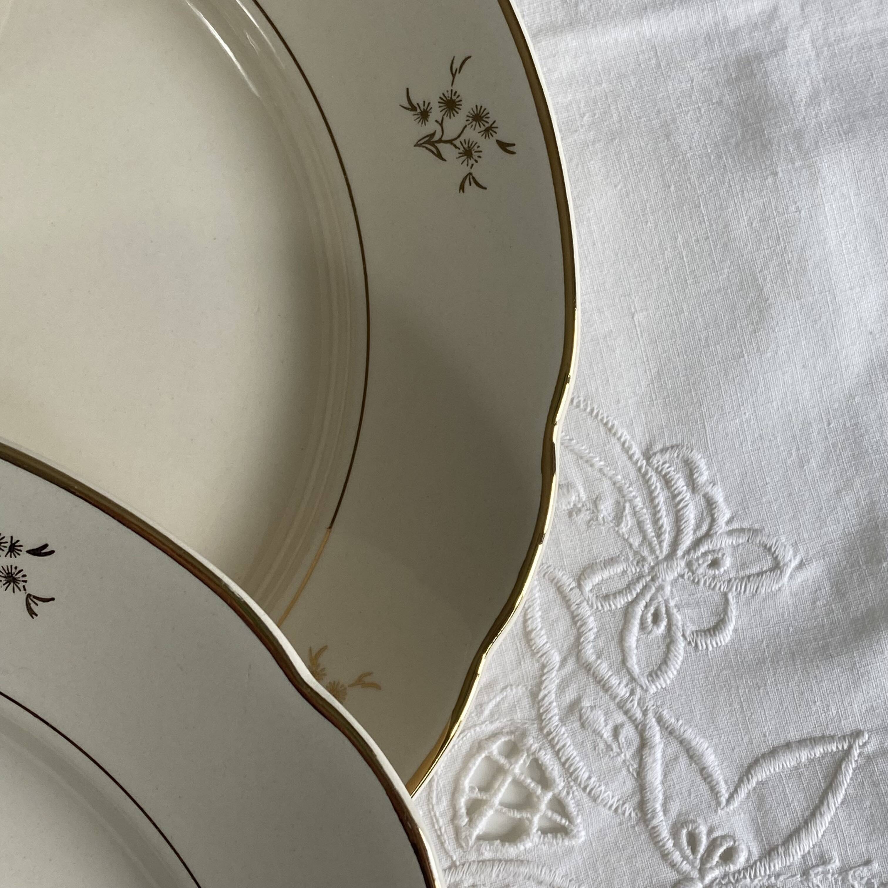 6 antique beige earthenware dinner plates with gold decoration and flowers by Villeroy Boch.