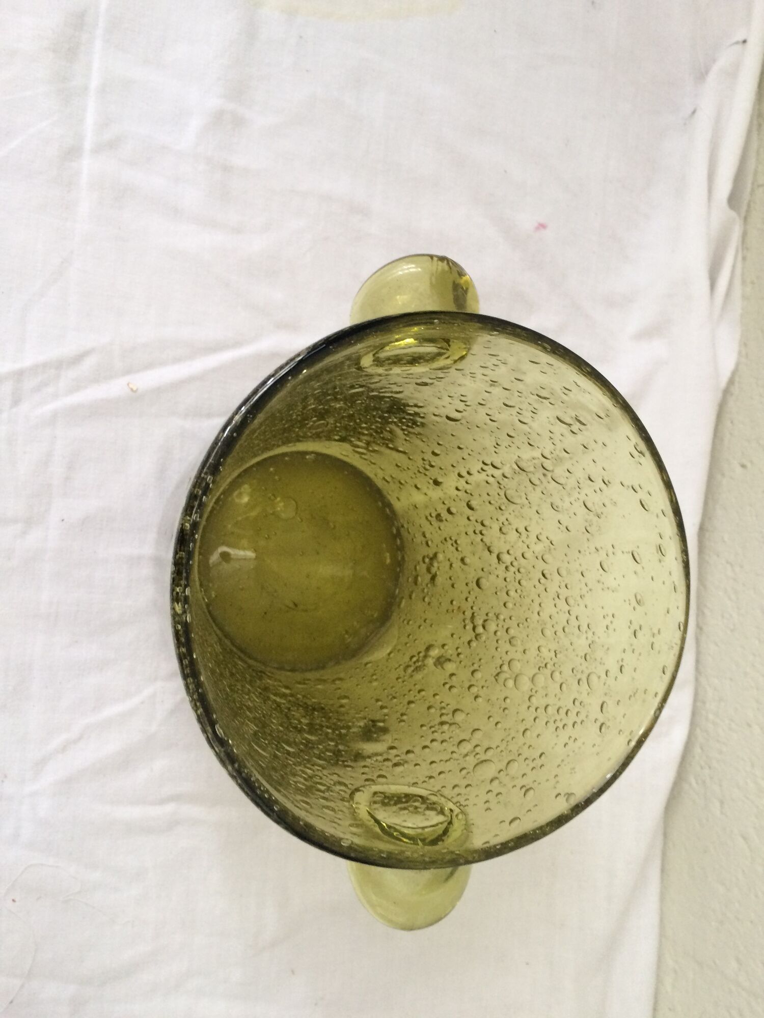 The 1970s vintage blown glass ice bucket