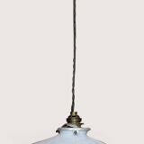 Suspension en opaline