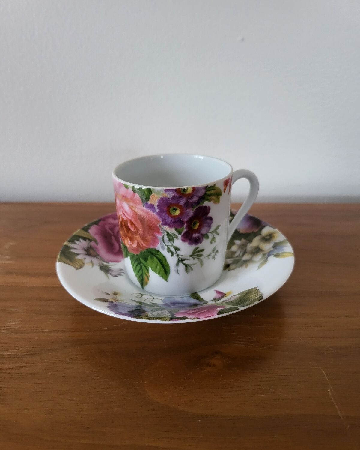 Porcelain Coffee Cup Bill Goldsmith Limoges "Victoria"