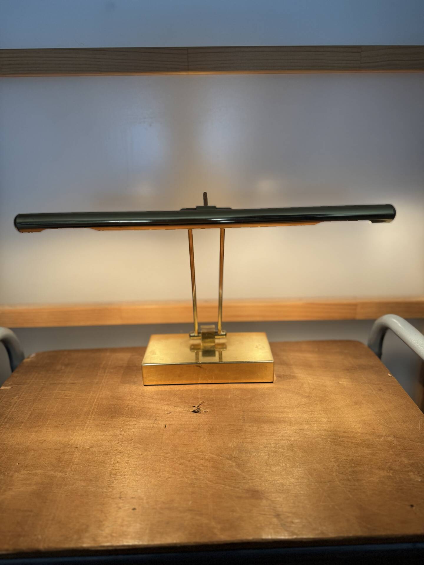 Modernist desk or piano lamp in gilded brass - 1970s/80s