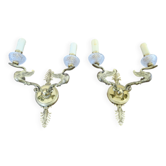 Paire d'appliques Lucien Gau "aux cygnes" bronze doré à l'or vif et cristal