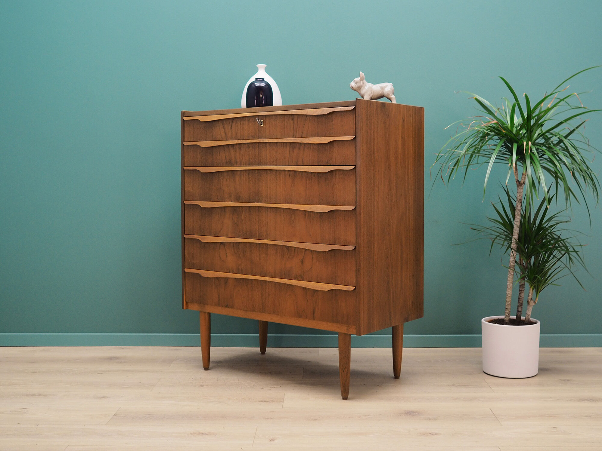 Teak chest of drawers vintage