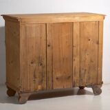 Commode ancienne en bois massif (vers 1920)