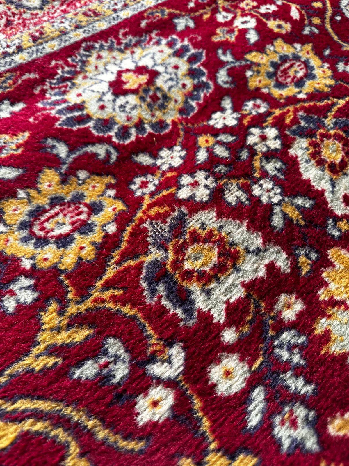 Oriental-style wool rug 220cm x 170cm