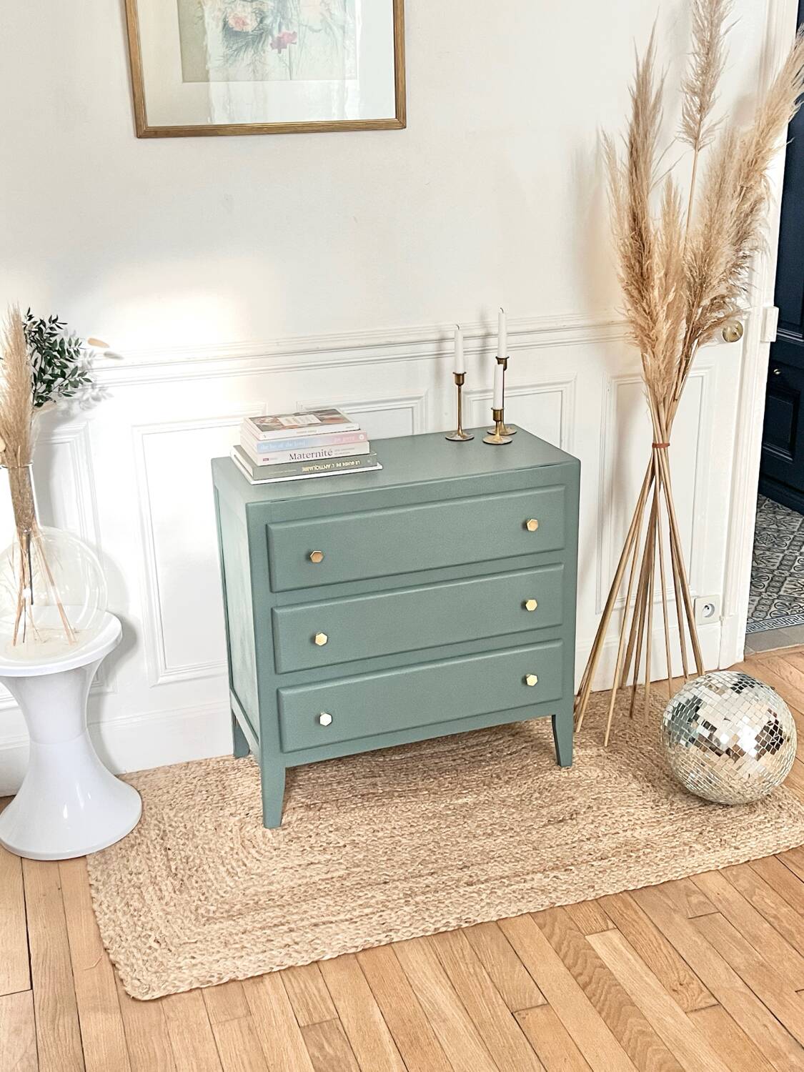 Vintage chest of drawers