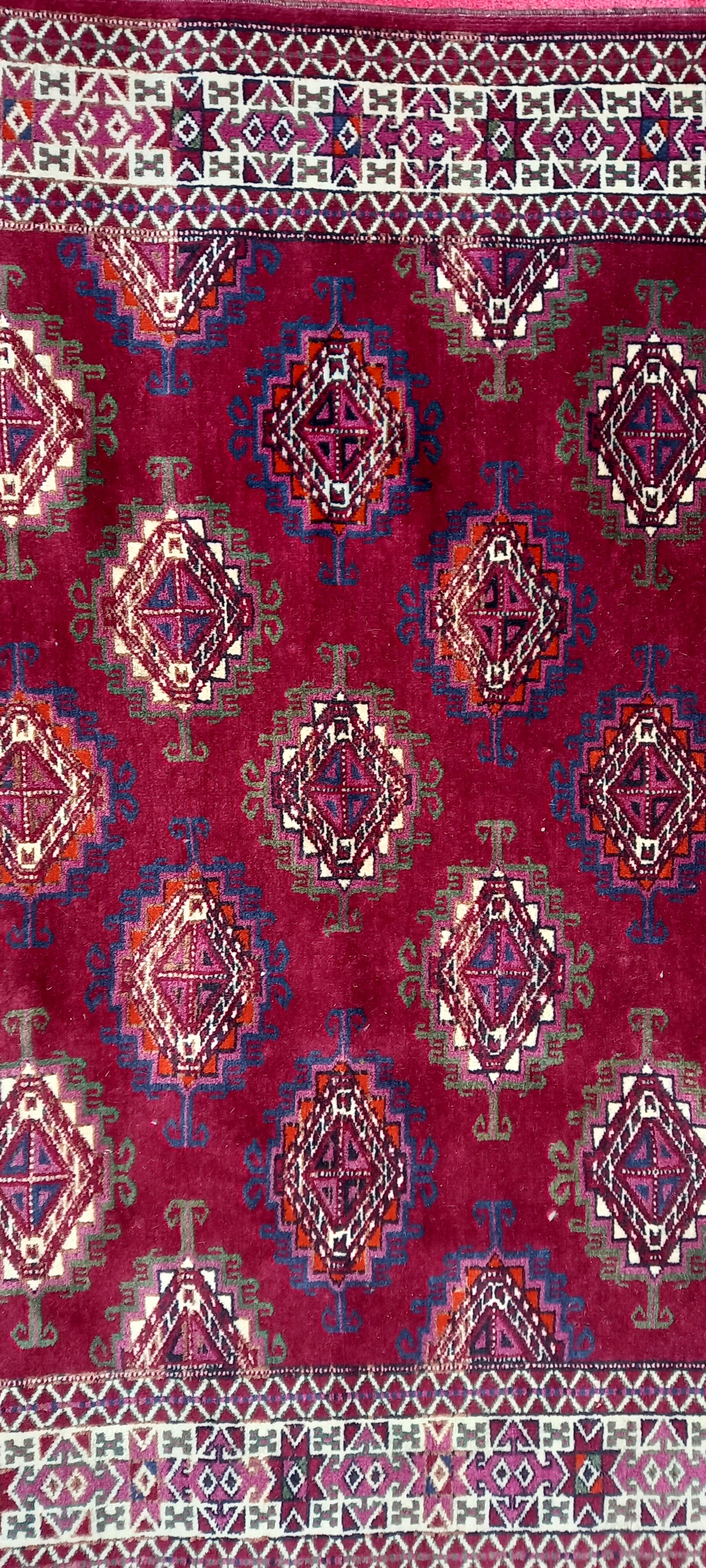 Old carpet boucara beshir