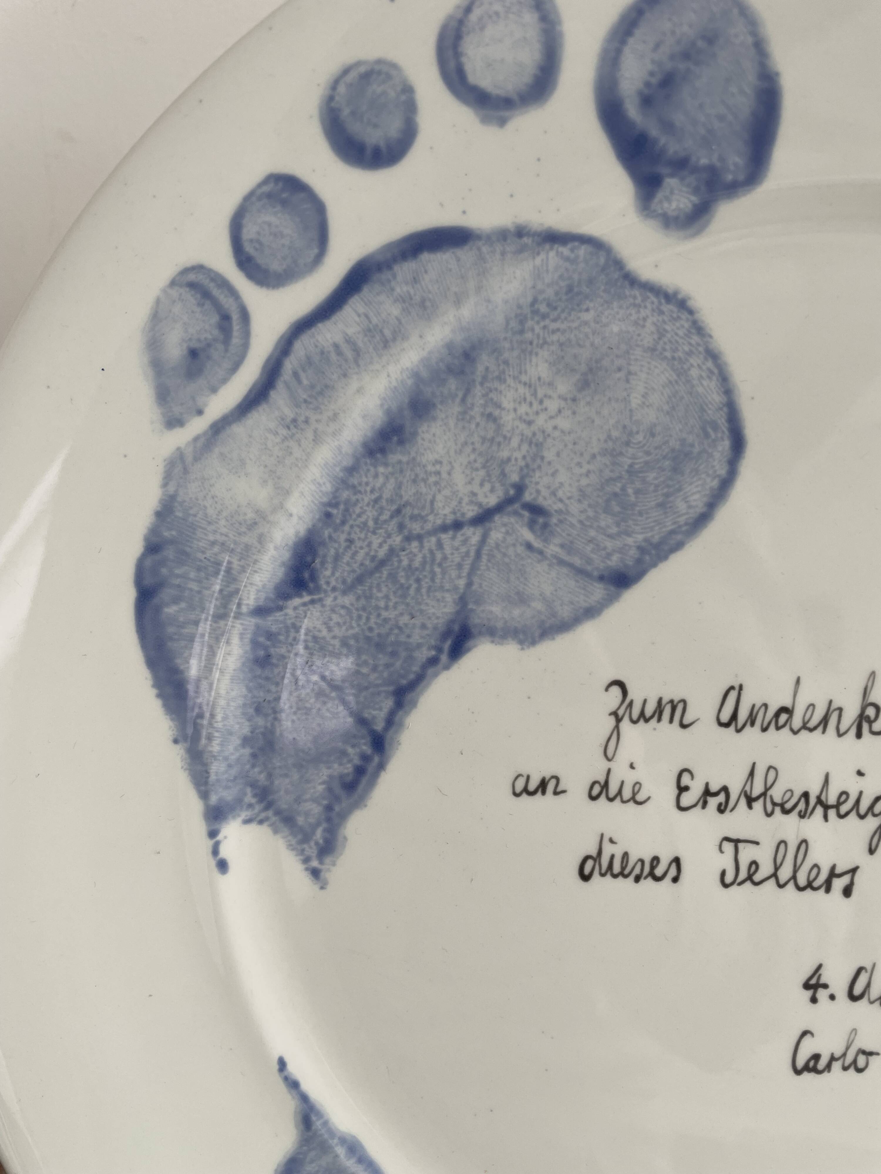 Figgjo dish, model designed by carlo linchetti, swiss artist, scandinavian design, feet decor