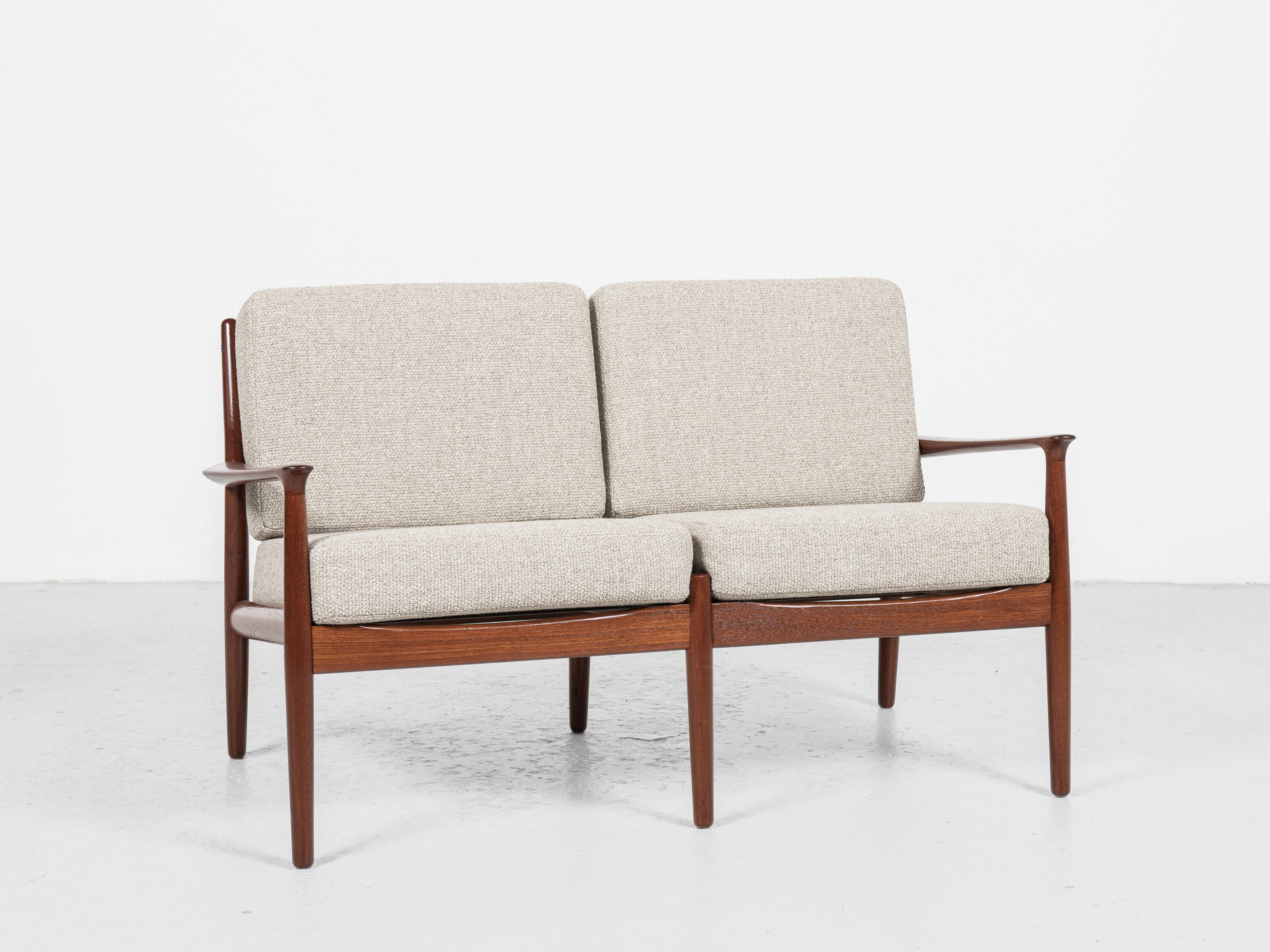 2-seater sofa design Sven Age Eriksen published by Glostrup 1960s.