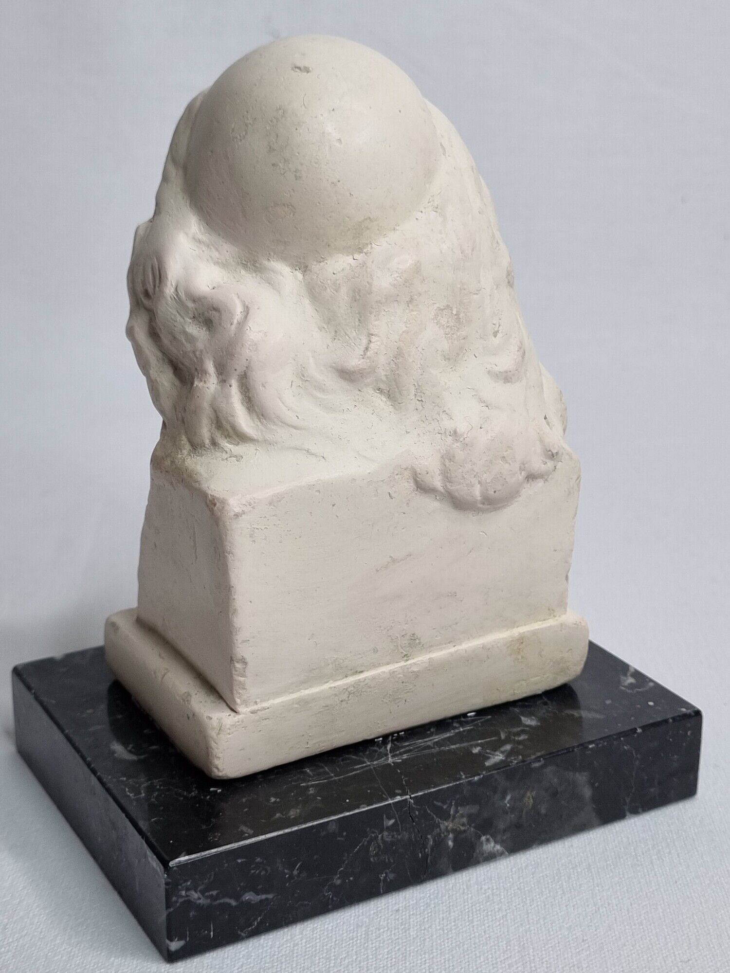 Buste de Molière en plâtre ciré sur socle en marbre 14 cm
