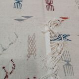 Tapis blanc à motifs berbères multicolores fait main