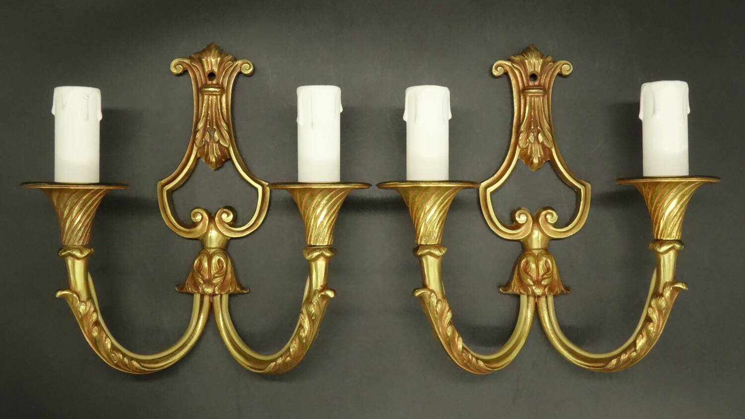 Pair of Louis XV style cage wall lights - bronze from EPI Paris