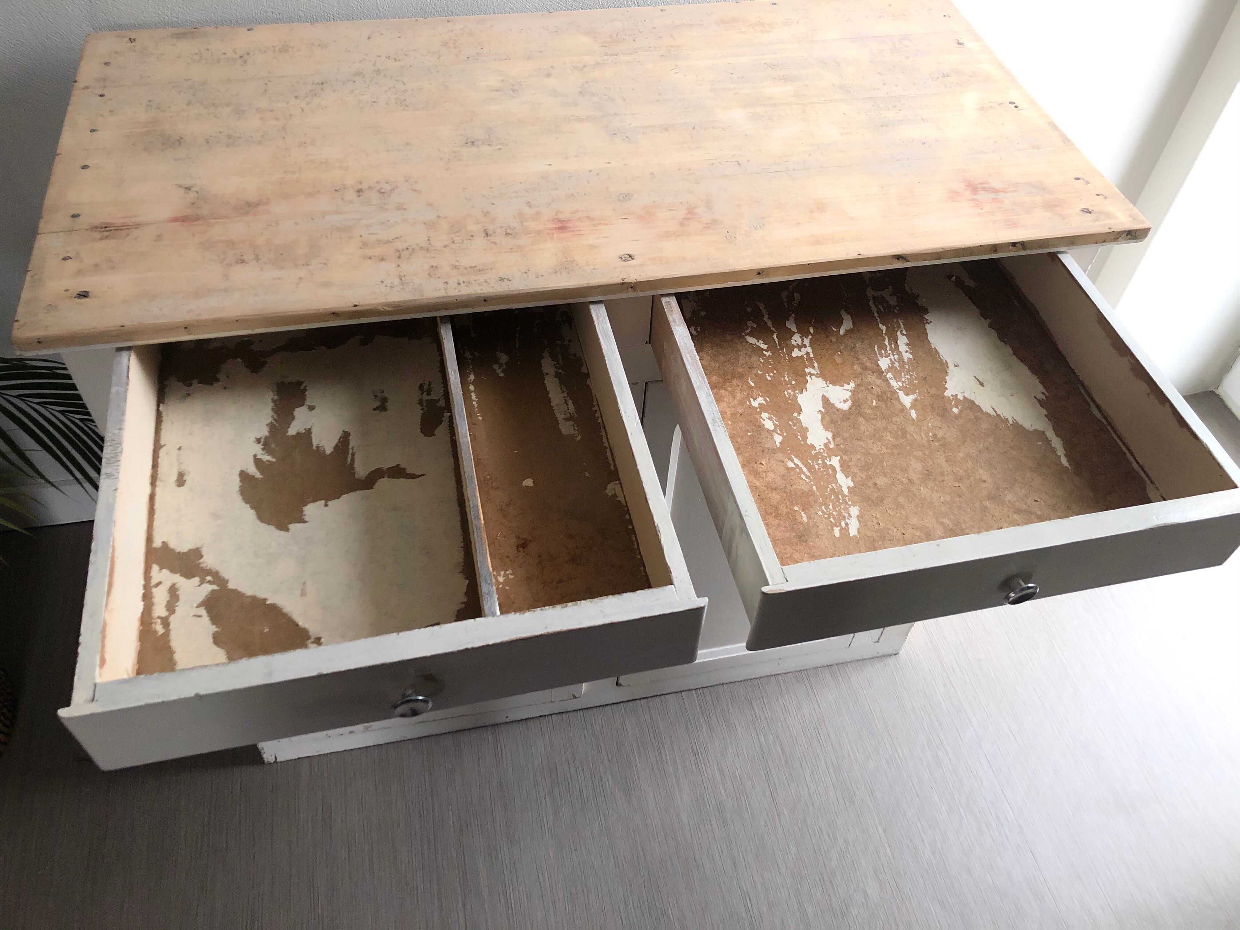 Parisian buffet patinated