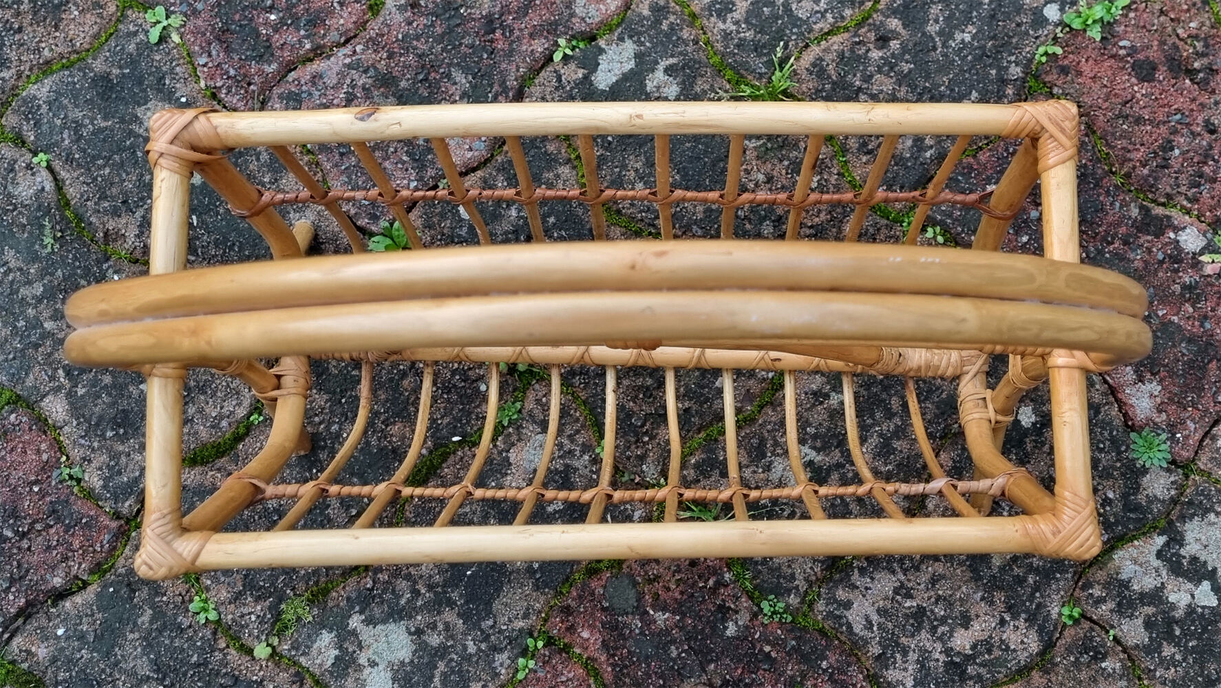 Magazine holder bamboo, vintage 60s