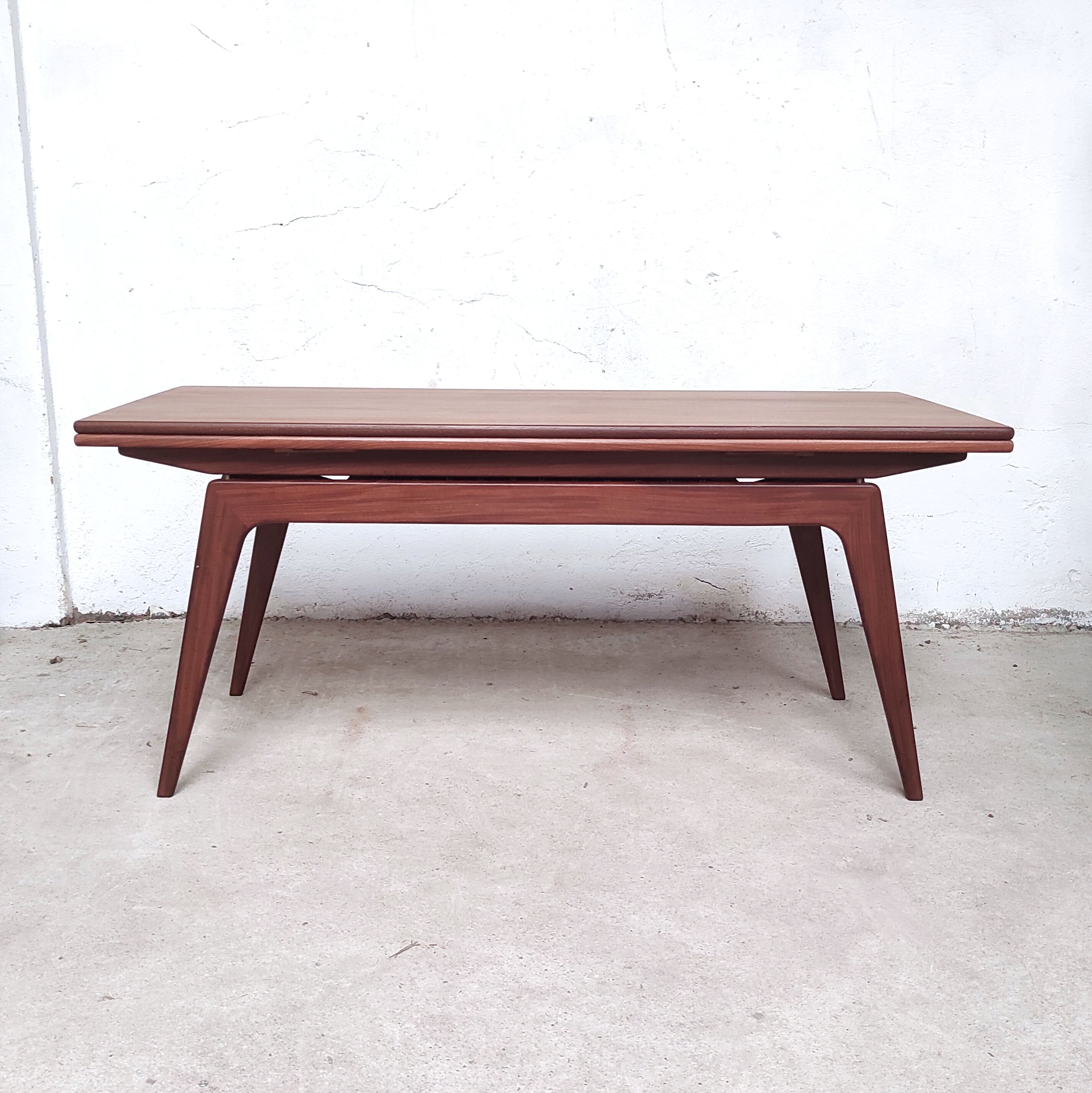 Teak liftable coffee table, Denmark - 1960