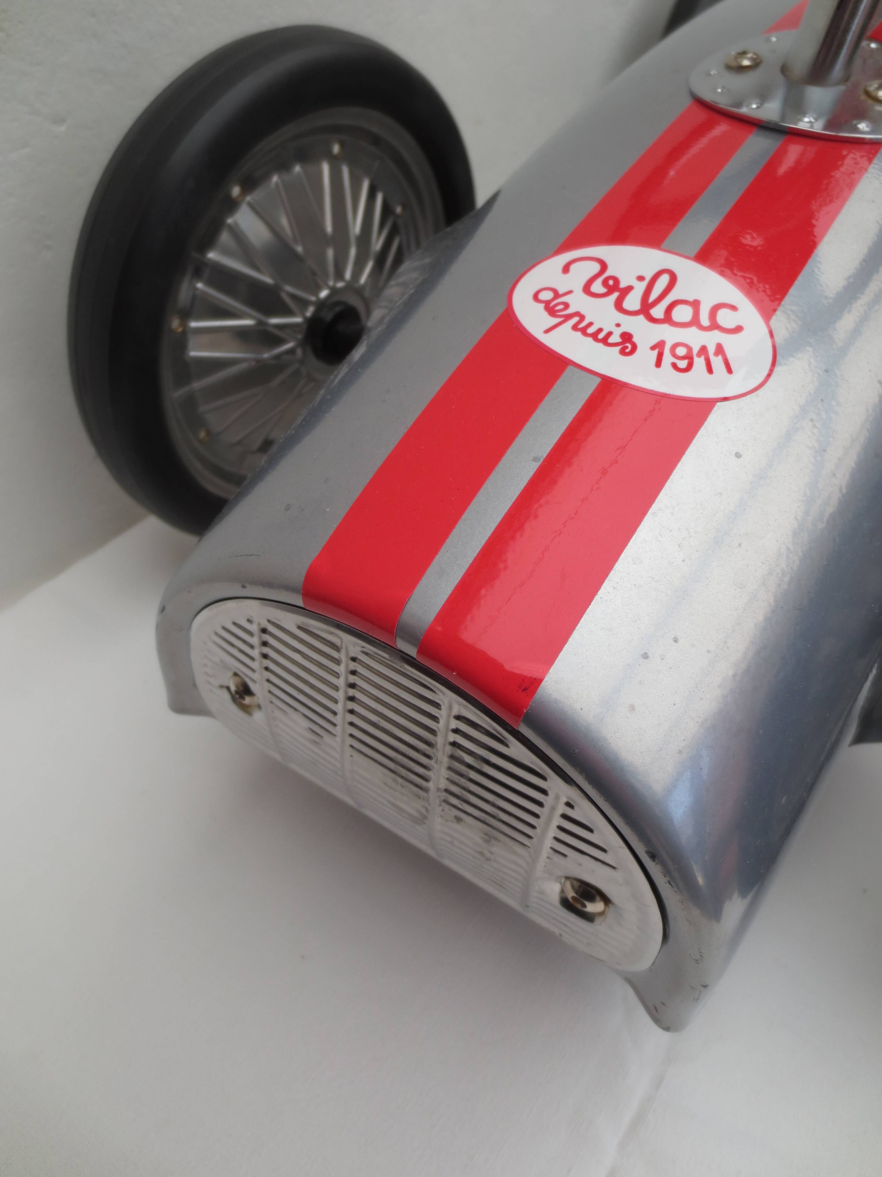 metal car for children (vilac) CE