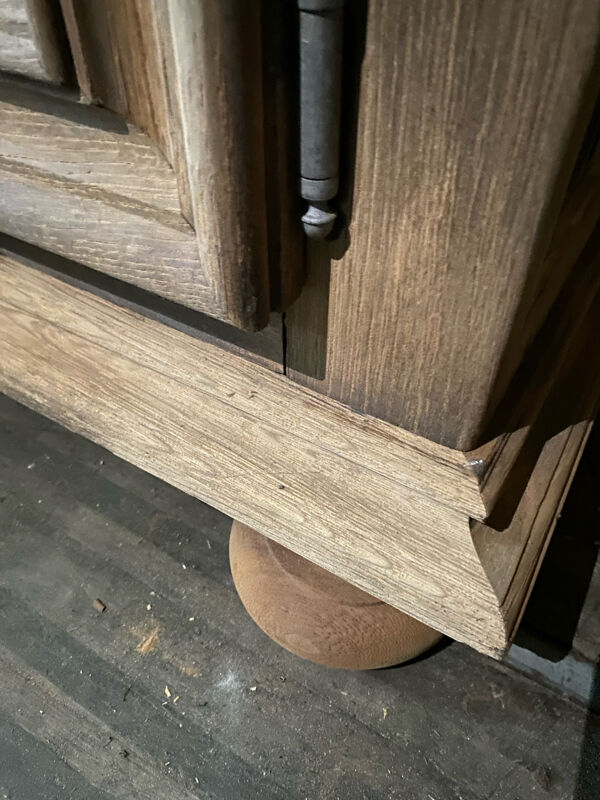 Buffet chêne style Louis XIII