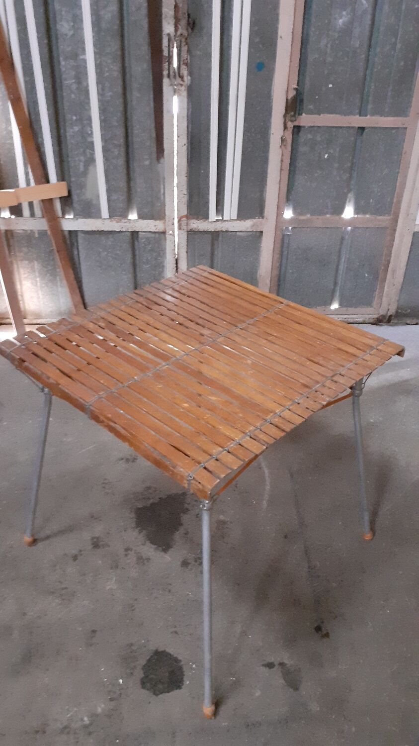 Camping folding table