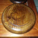 Lot de 2 plateaux en bois ronds sculptés vintage