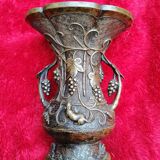 Vase chinois polylobé en bronze