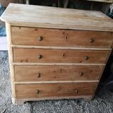 4-drawer pine chest of drawers