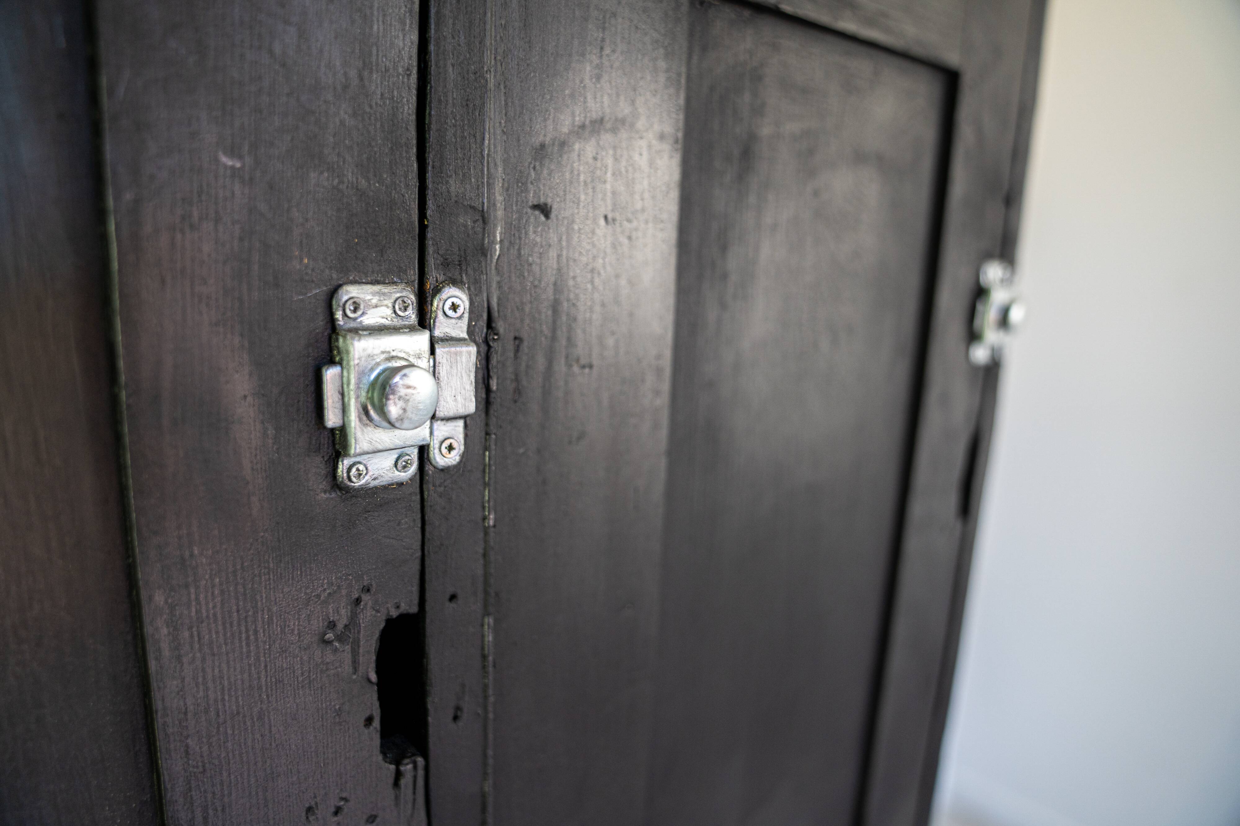 Wooden locker industrial style