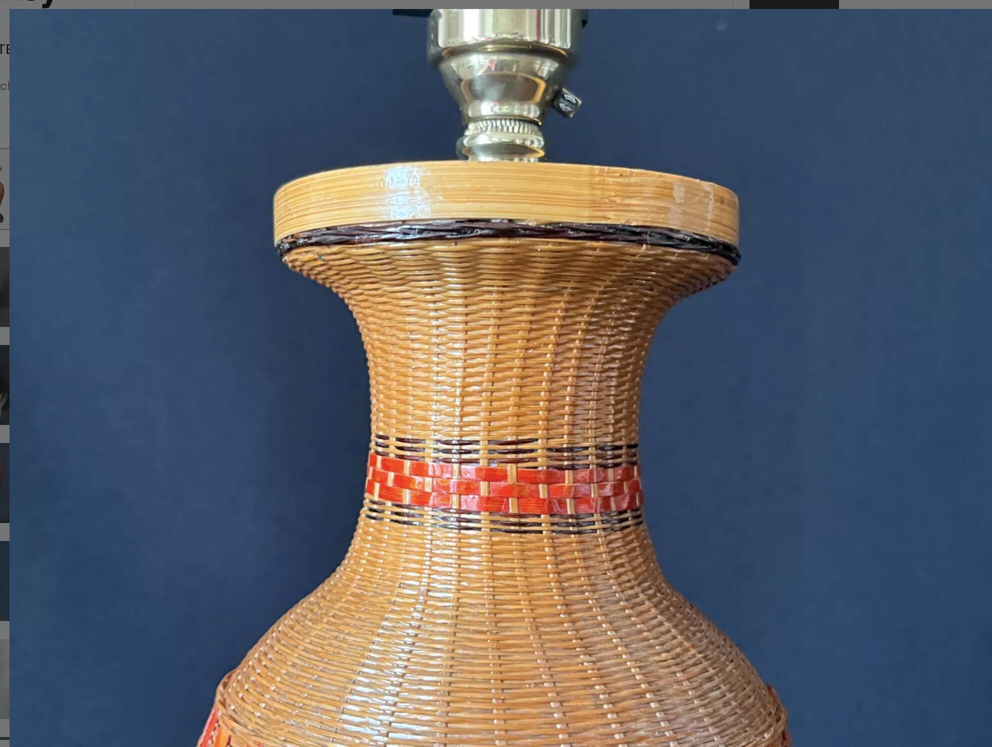 Vintage 1970s Chinese lamp base in woven bamboo on a porcelain vase
