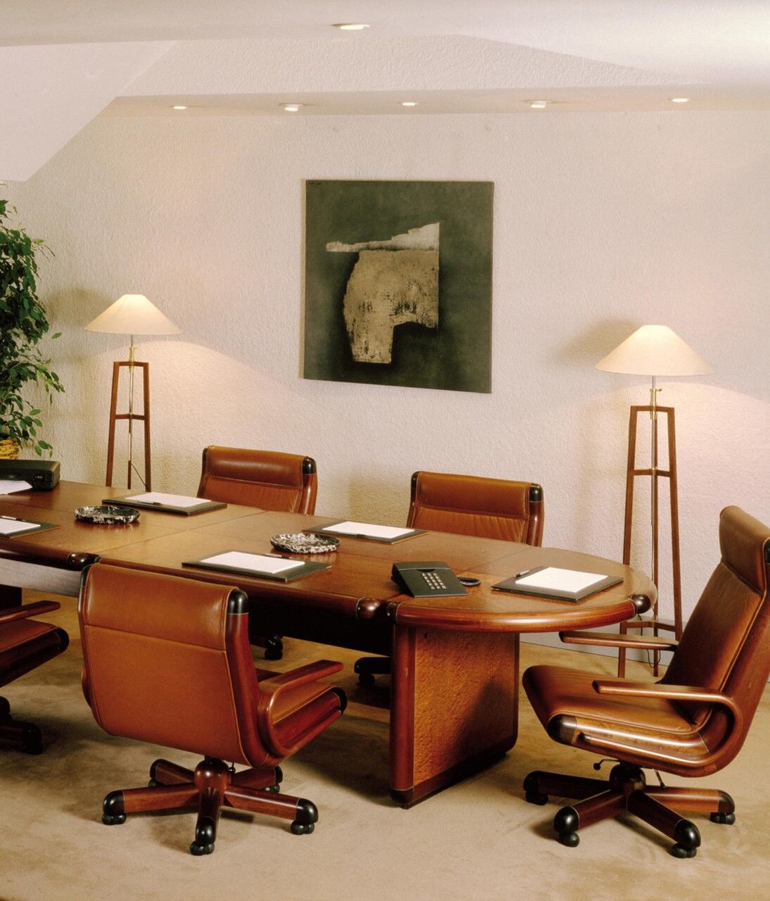 Leather "Everest" chair by AG Barcelona