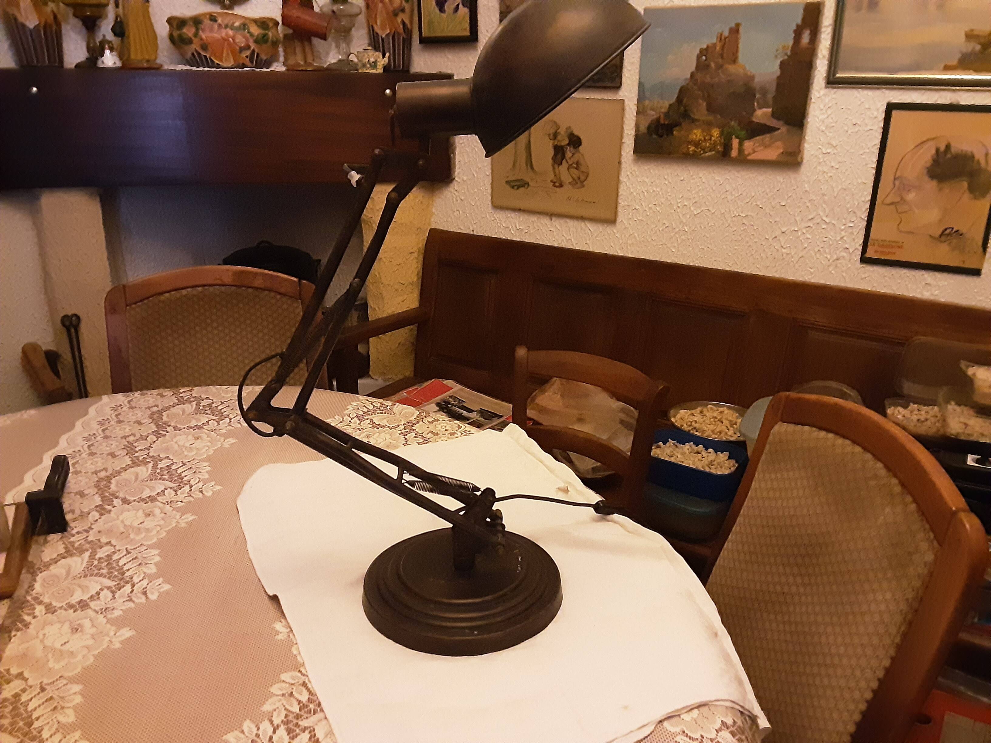 Antique workshop lampnevfer 2 branches