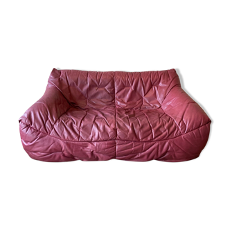 Hans Hopfer "Informel" model sofa, in burgundy leather