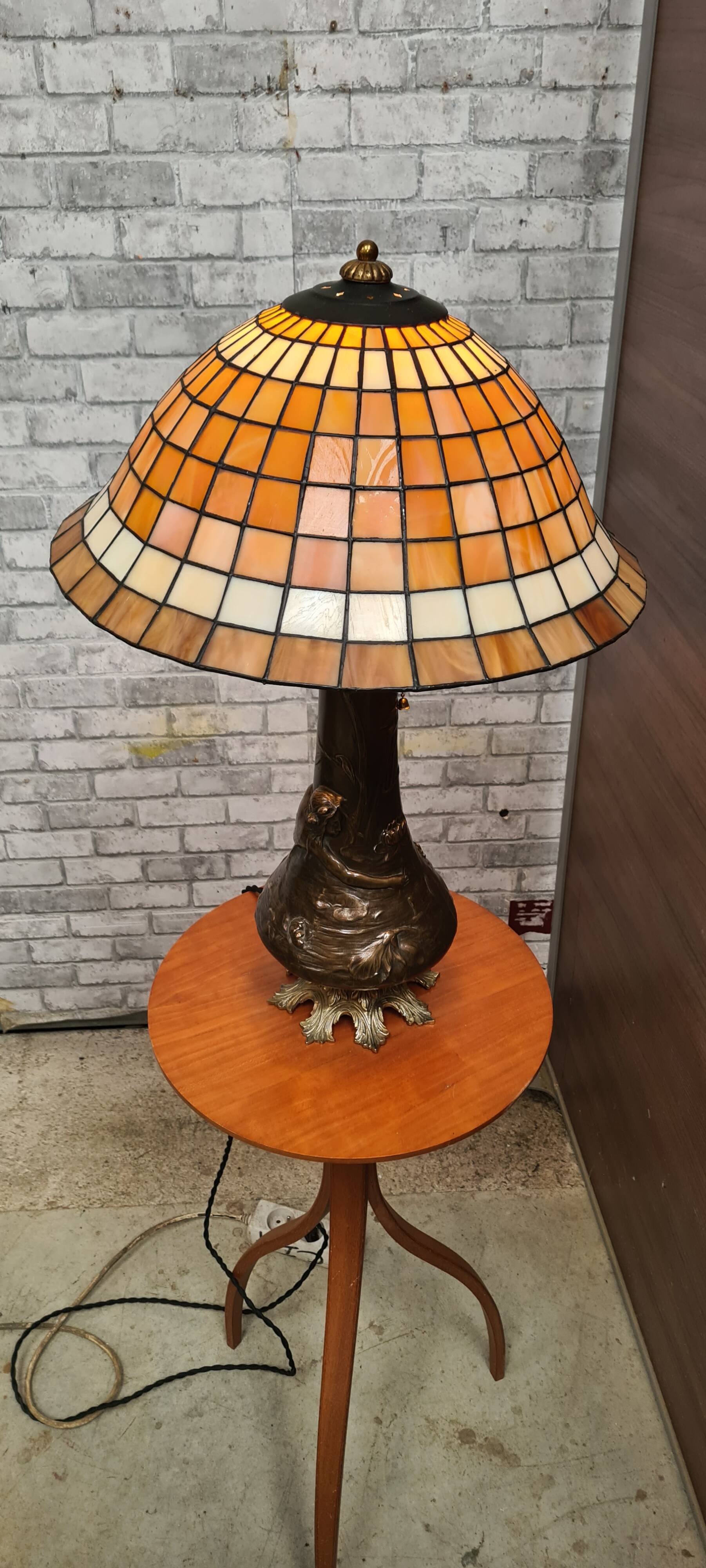 Large bronze lamp nynph in the bath 63x38 superb tiffany style lampshade
